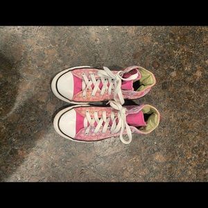 Girls high top converse